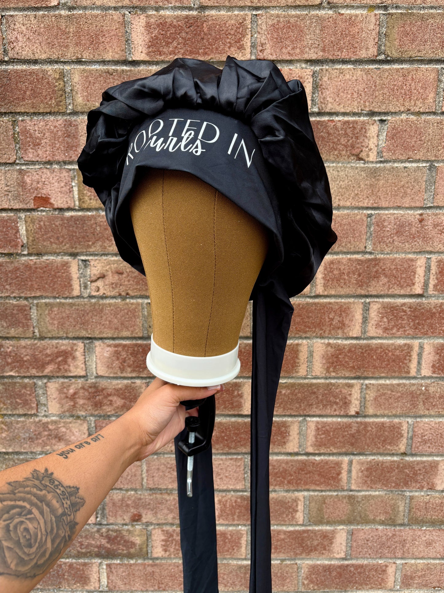 RiC Luxury Bonnet